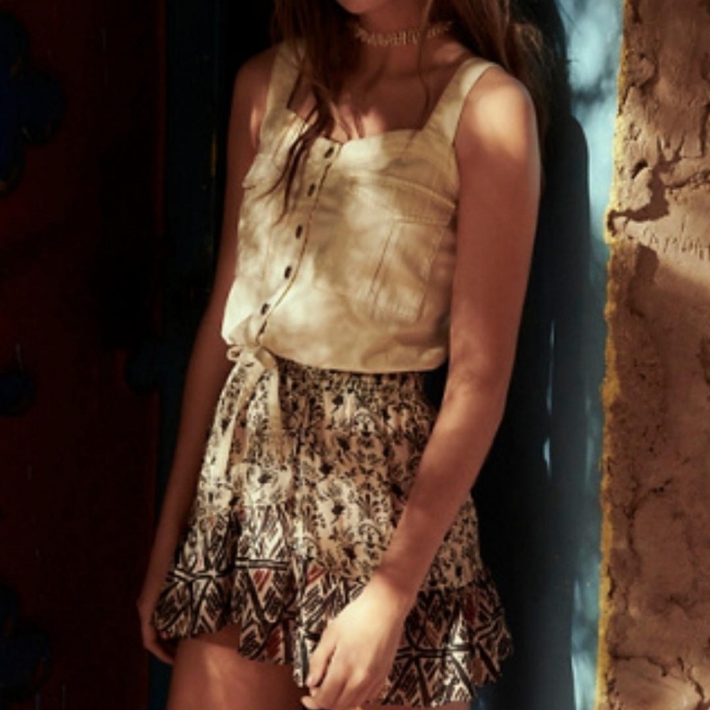 Free People palm dessert solid top